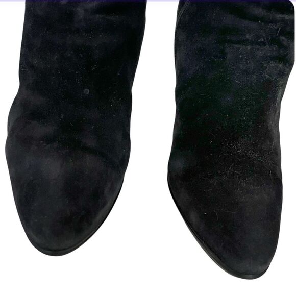 AQUATALIA Black Suede Ankle Boots Booties Stacked Heel Zippered Womens Size 8.5 - Picture 4 of 10
